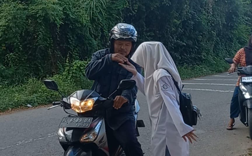 SMA Negeri 1 Kuta Makmur Sukseskan Gerakan GAMAS